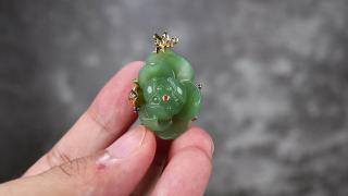 和田玉吊坠戴了三个月,真的越看越爱✨